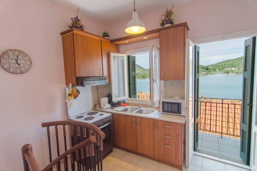 Apartmán Amalia Sea View House Ithaka Exteriér fotografie